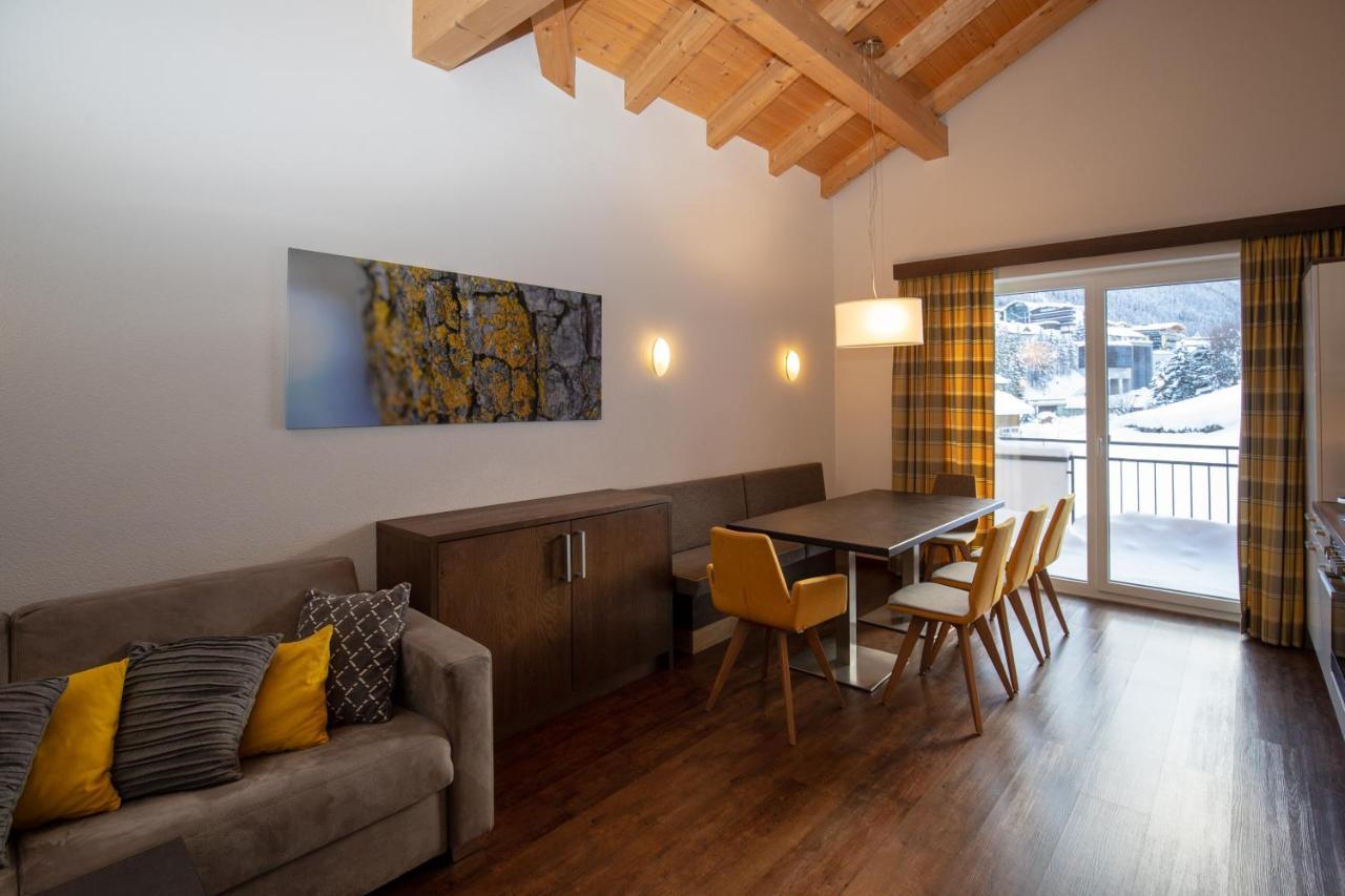 Lux Appartements Ischgl Exteriör bild