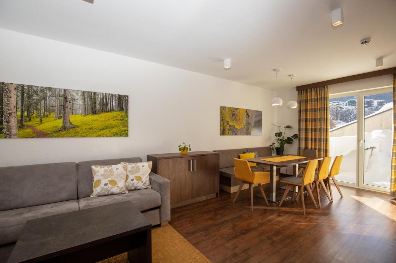 Lux Appartements Ischgl Exteriör bild