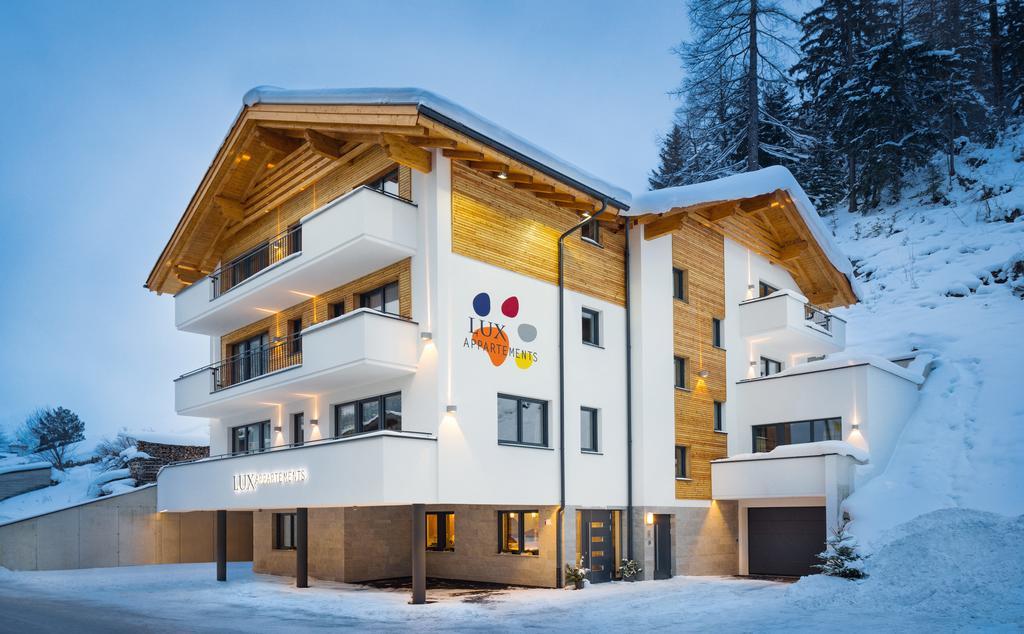 Lux Appartements Ischgl Exteriör bild